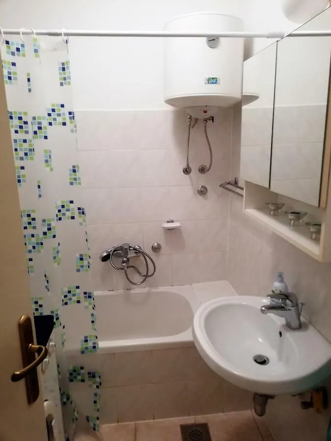 Apartment Marbrillo Pula 0*,  Croatia